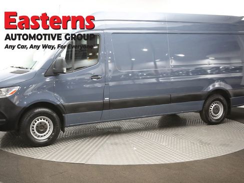 Used 2019 Mercedes-Benz Sprinter 170 image 54