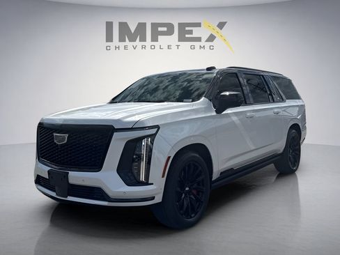 Used 2025 Cadillac Escalade ESV Sport Platinum AWD/4WD image 1