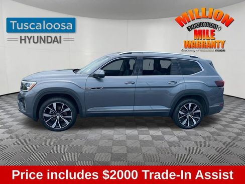Used 2024 Volkswagen Atlas SEL Premium R-Line AWD/4WD image 4