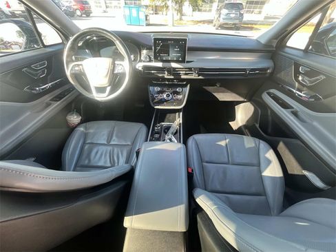 Used 2022 Lincoln Corsair Reserve w/ Equipment Group 201A image 18