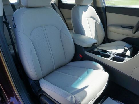 Used 2018 Kia Optima LX w/ 17" Alloy Wheels Package image 22