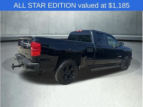 Used 2018 Chevrolet Silverado 1500 LT w/ Midnight Edition AWD/4WD image 7
