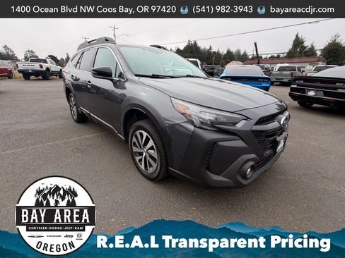 Used 2023 Subaru Outback Premium AWD/4WD image 8