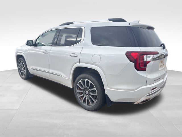 Used 2022 GMC Acadia Denali w/ Denali Ultimate Package AWD/4WD image 3