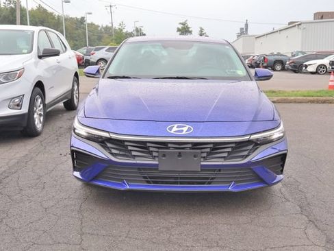 Used 2024 Hyundai Elantra SE FWD image 6