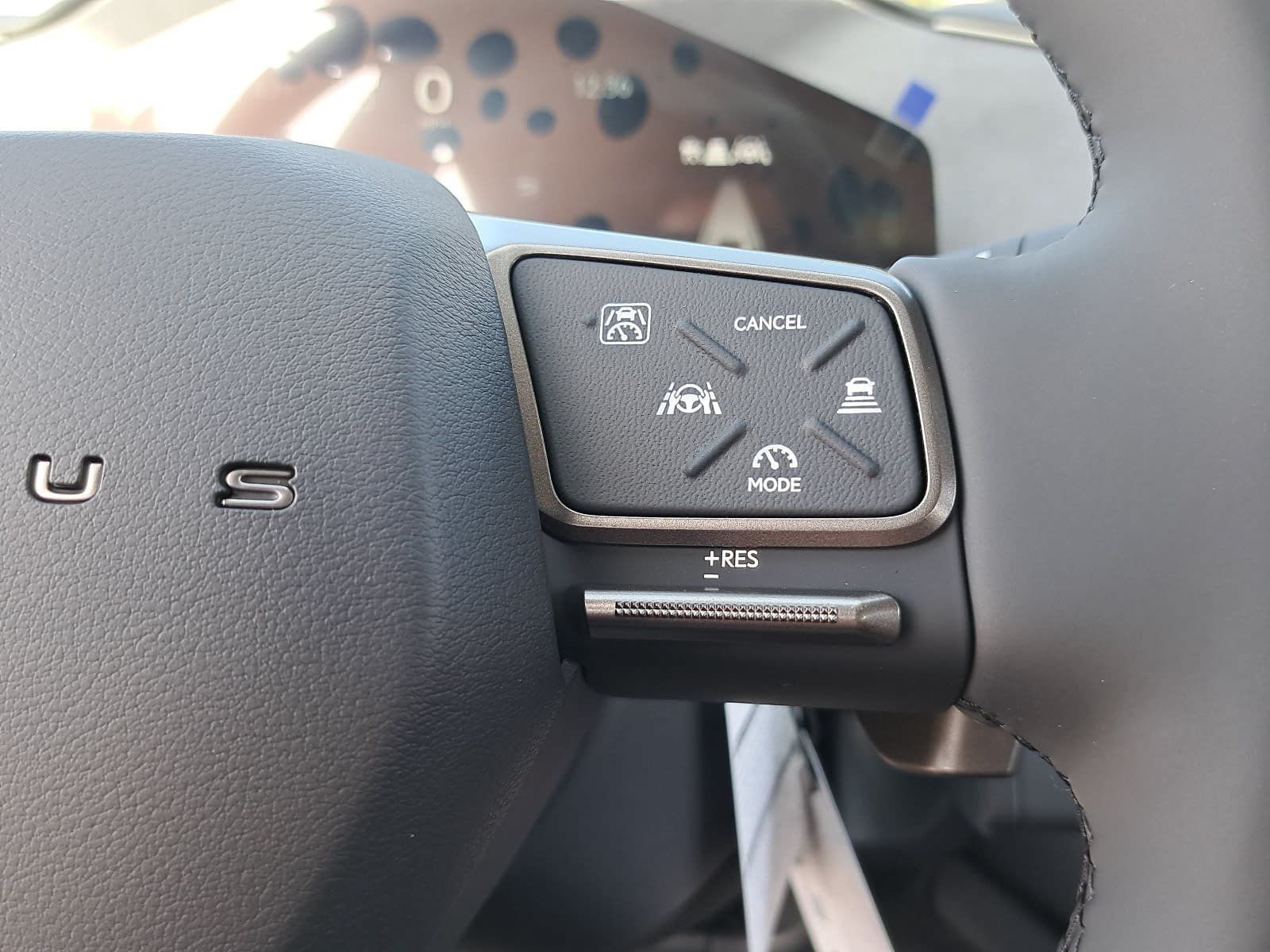 Used 2026 Lexus ES 500e w/ Convenience Package AWD/4WD image 19