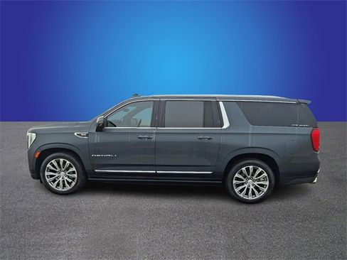 Used 2021 GMC Yukon XL Denali w/ Denali Ultimate Package image 7