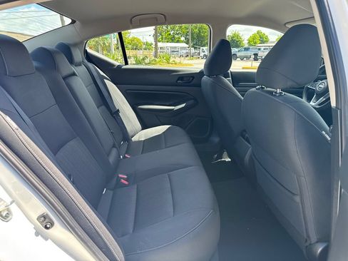 Used 2025 Nissan Altima 2.5 SV FWD image 16