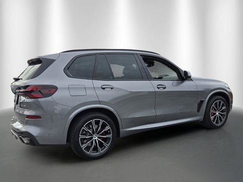 Certified 2026 BMW X5 xDrive40i w/ M Sport Package AWD/4WD image 7
