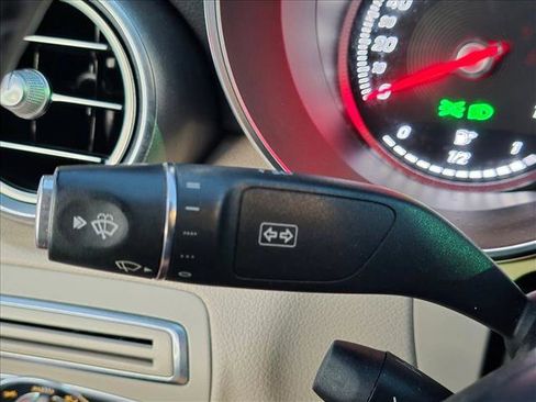 Used 2018 Mercedes-Benz C 300 4MATIC Sedan image 17