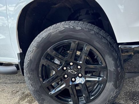 Used 2024 Chevrolet Silverado 1500 Custom Trail Boss AWD/4WD image 6