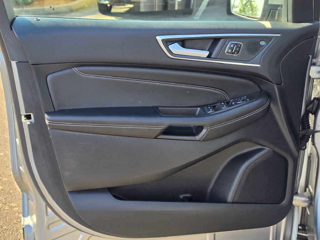 Used 2024 Ford Edge Titanium AWD/4WD image 13