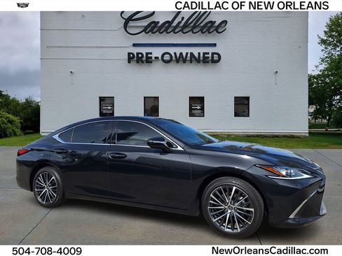 Used 2025 Lexus ES 350 w/ Premium Package image 1