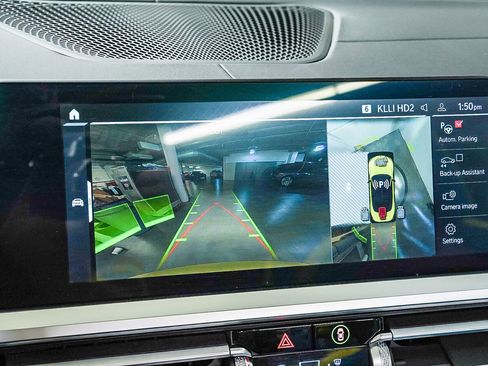 Used 2023 BMW M4 xDrive Competition image 25