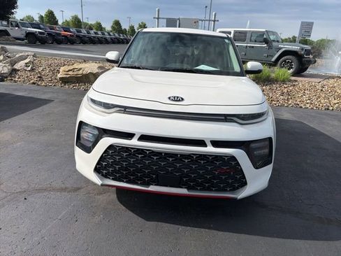 Used 2020 Kia Soul GT-Line Turbo FWD image 2