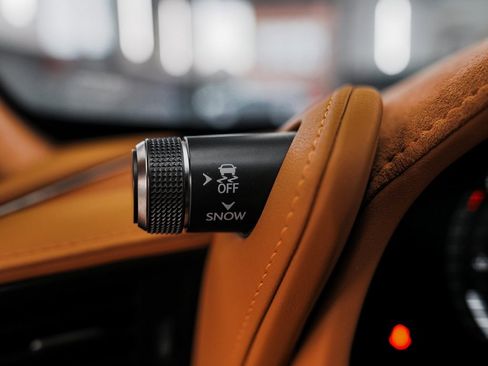 Used 2020 Lexus LC 500 Coupe w/ Performance Package image 21