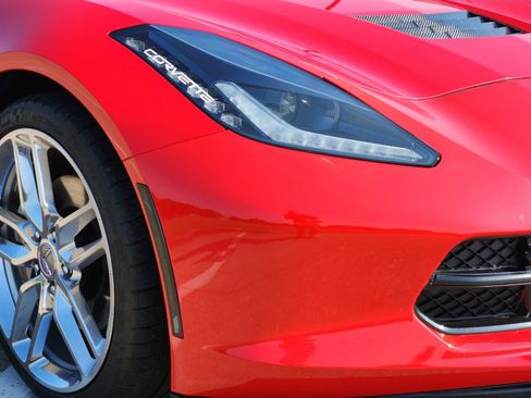 Used 2018 Chevrolet Corvette Stingray Convertible w/ 3LT Preferred Equipment Group RWD image 9