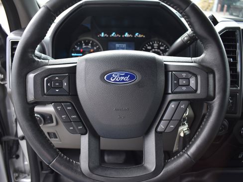 Used 2018 Ford F150 XLT w/ Equipment Group 302A Luxury image 13