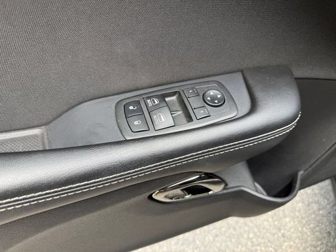 Used 2019 Dodge Challenger SRT Hellcat Redeye RWD image 24