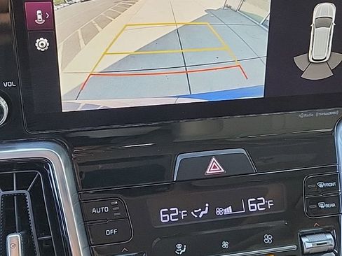 Used 2022 Kia Sorento SX image 34