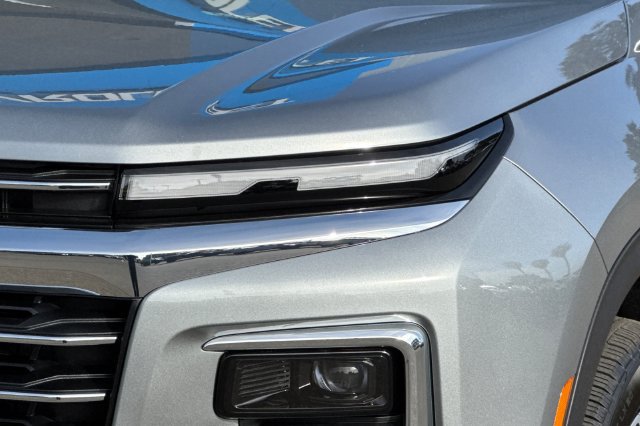New 2027 Chevrolet Traverse LT w/ Sun and Wheel Package FWD image 39