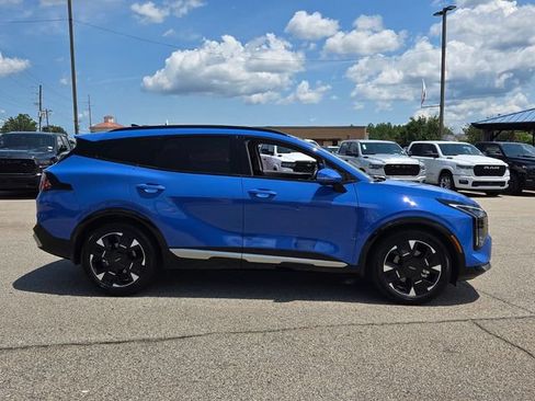 Used 2026 Kia Sportage SX FWD image 16