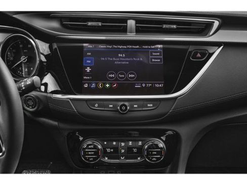 Used 2022 Buick Encore GX Essence w/ Experience Buick Package FWD image 13
