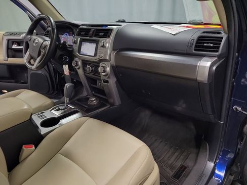 Used 2016 Toyota 4Runner SR5 Premium AWD/4WD image 24