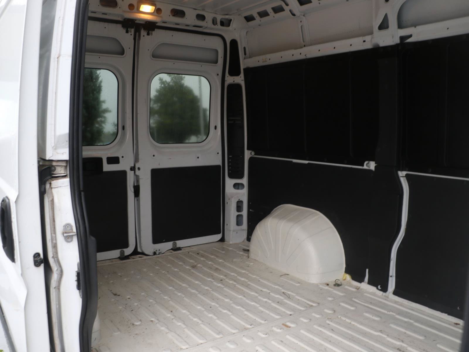 Used 2020 RAM ProMaster 1500 FWD image 9
