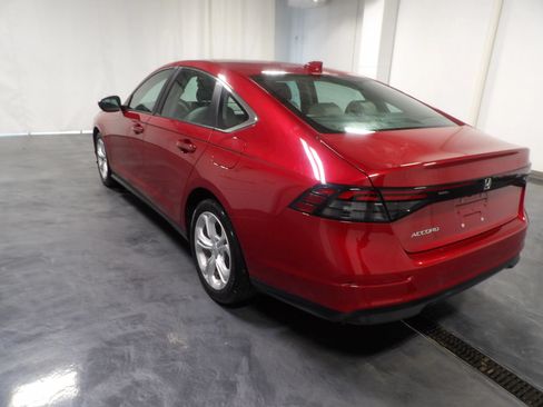 Used 2025 Honda Accord LX image 6