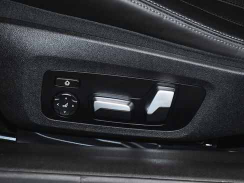 Used 2023 BMW M4 xDrive Competition image 57