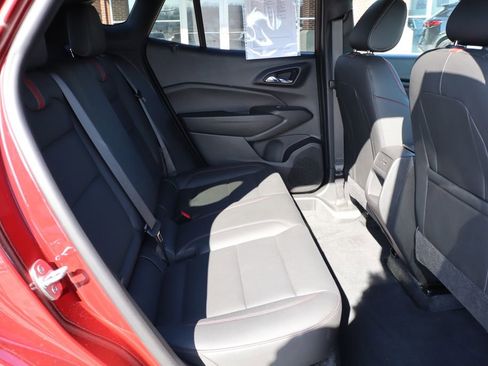 Used 2024 Chevrolet Trax RS w/ Driver Confidence Package image 38