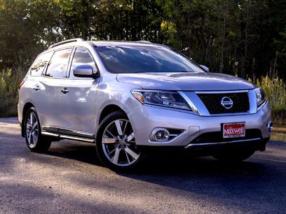 Used 2015 Nissan Pathfinder Platinum w/ Cargo Package
