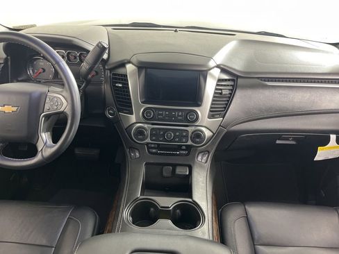Used 2018 Chevrolet Tahoe LT image 19