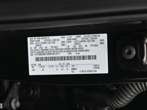 Used 2024 Ford F350 Lariat w/ Lariat Ultimate Package AWD/4WD image 17