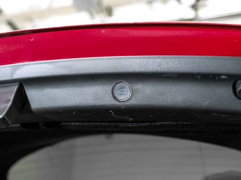 Used 2023 Tesla Model Y AWD image 49