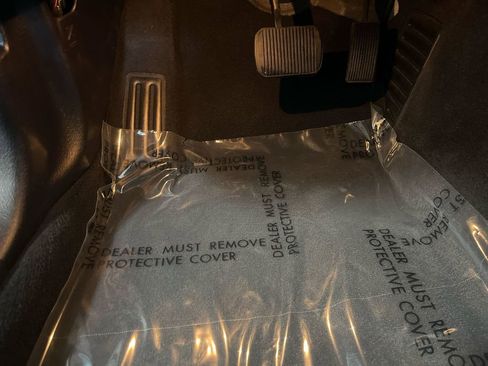 Used 2003 Ford Thunderbird image 83