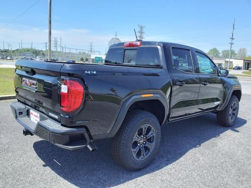 New 2025 GMC Canyon Elevation w/ Convenience Package image 7