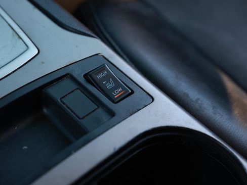 Used 2013 Subaru Outback 2.5i Limited w/ Moonroof Pkg image 38