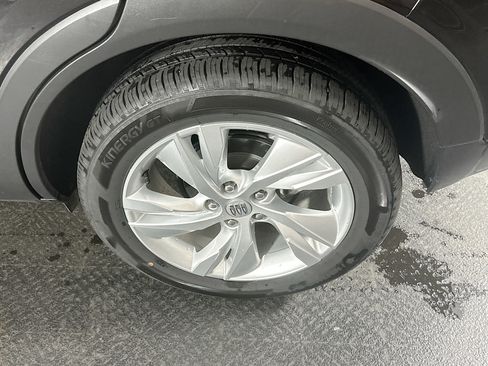 Used 2025 Buick Encore GX Preferred FWD image 11