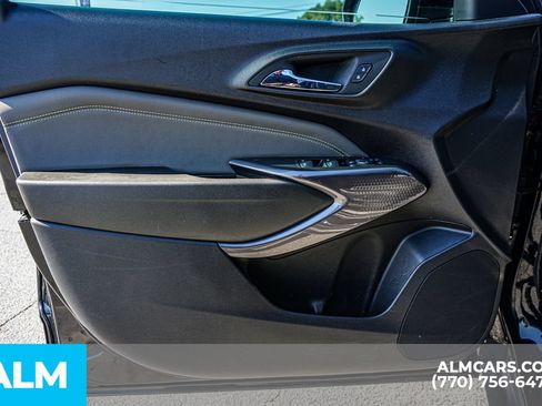 Used 2025 Chevrolet Trax ACTIV w/ Sunroof Package FWD image 52