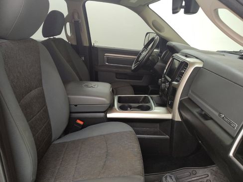 Used 2017 RAM 1500 Big Horn RWD image 21