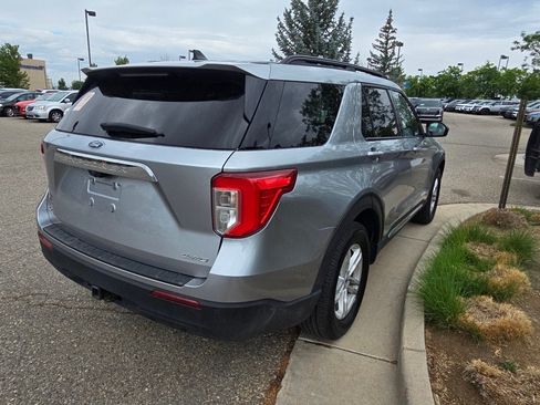 Used 2022 Ford Explorer XLT w/ Class IV Trailer Tow Package AWD/4WD image 5