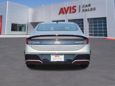 Used 2025 Hyundai Sonata SEL FWD image 7
