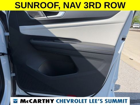 Used 2024 Volkswagen Atlas Cross Sport SEL Premium R-Line image 29