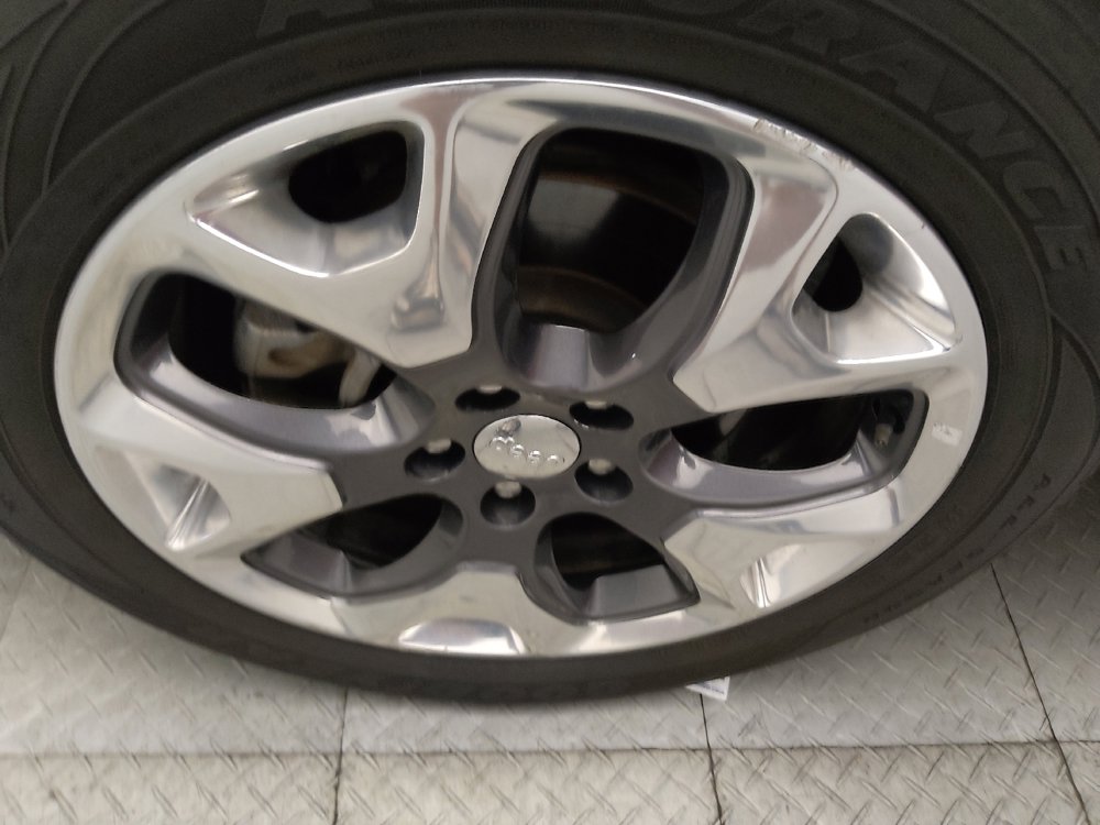 Used 2019 Jeep Compass Limited FWD image 31
