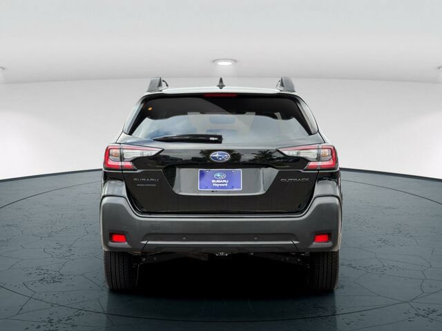 Certified 2025 Subaru Outback Onyx Edition AWD/4WD image 5