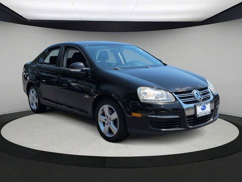 Used 2009 Volkswagen Jetta S FWD image 2