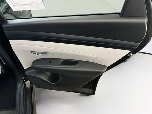 Used 2025 Hyundai Tucson SEL AWD/4WD image 31