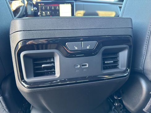 New 2026 GMC Sierra 3500 AT4 w/ AT4 Premium Plus Package image 27